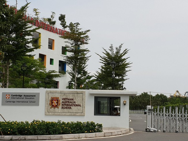 Truong Quoc te Viet Uc tung dinh nhung 