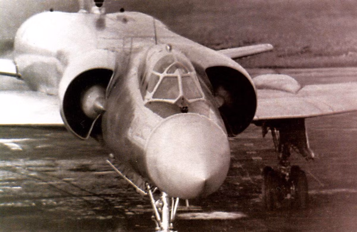 Được đưa vào phục vụ từ năm 1964 tới năm 1990 thì nghỉ hưu, nhưng cho tới hôm nay máy bay chiến đấu Tu-28 vẫn giữ kỷ lục là tiêm kích đánh chặn lớn nhất và nặng nhất từng được chế tạo, đưa vào sử dụng trong lịch sử hàng không quân sự thế giới.