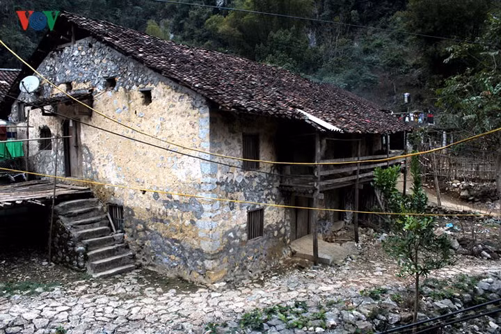 Trải qua những thăng trầm của lịch sử, giờ đây trong tâm thức người Tày ở Cao Bằng “thần đá” vẫn gắn bó và tồn tại trong ý niệm của họ.