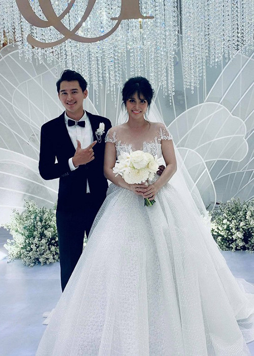 Trước khi gắn bó với Quang Pháp, Thảo Trang từng qua một lần đò và có một cô con gái riêng. Ảnh: Công lý &amp; xã hội