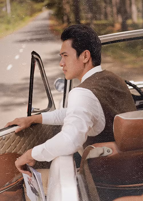 Trước khi hôn lễ tổ chức, đôi uyên ương chỉ úp mở một số ảnh cưới.