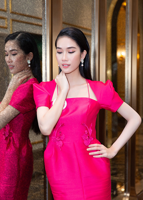 Xuất hiện ở nơi lưu trú, mỗi thí sinh lựa chọn cho mình một phong cách.