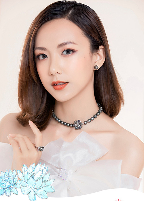 Trước bán kết, Vũ Mỹ Ngân chia sẻ, cô tin rằng chiều cao 1m82 là yếu tố giúp cô ghi điểm với ban giám khảo.