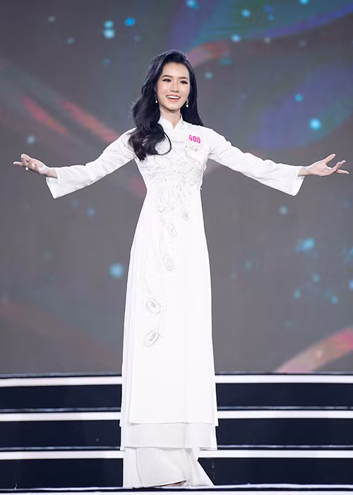 Các thí sinh đều cố gắng thể hiện thật tốt để ghi điểm với ban giám khảo.