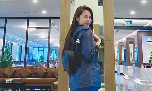 Thuy Tien tra lai 300 trieu cho nguoi ung ho nham