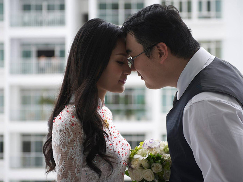 Lay chong nguoi Trung Quoc, Hoa hau Huong Giang gio ra sao?