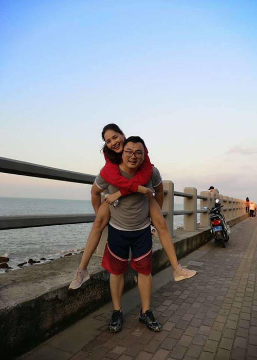  Chồng của Hương Giang hết mực yêu thương, chiều chuộng vợ con.