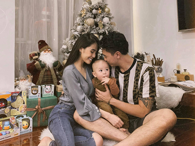 Qua dòng trạng thái mừng sinh nhật, Kiều Anh vướng nghi vấn mang bầu lần 2 khi viết từ "các con" trong khi cặp đôi hiện có một cậu con trai 3 tuổi.