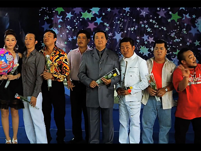 Nghệ sĩ Bảo Quốc từng đóng phim điện ảnh: Khi đàn ông có bầu, Công chúa teen và ngũ hổ tướng, Võ lâm truyền kỳ. Trong những năm qua, ông tận hưởng tuổi già bên vợ và con cháu. Ảnh: Vietnamnet