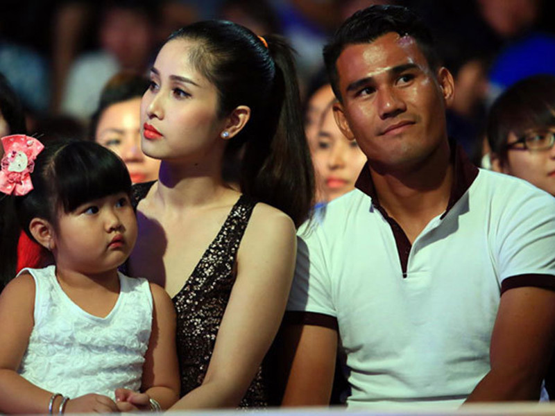 Theo lời Thảo Trang trong cuộc phỏng vấn năm 2019 trên Vnexpress, cô và chồng cũ thi thoảng cùng đi uống cà phê như hai người bạn. Ảnh: Zing