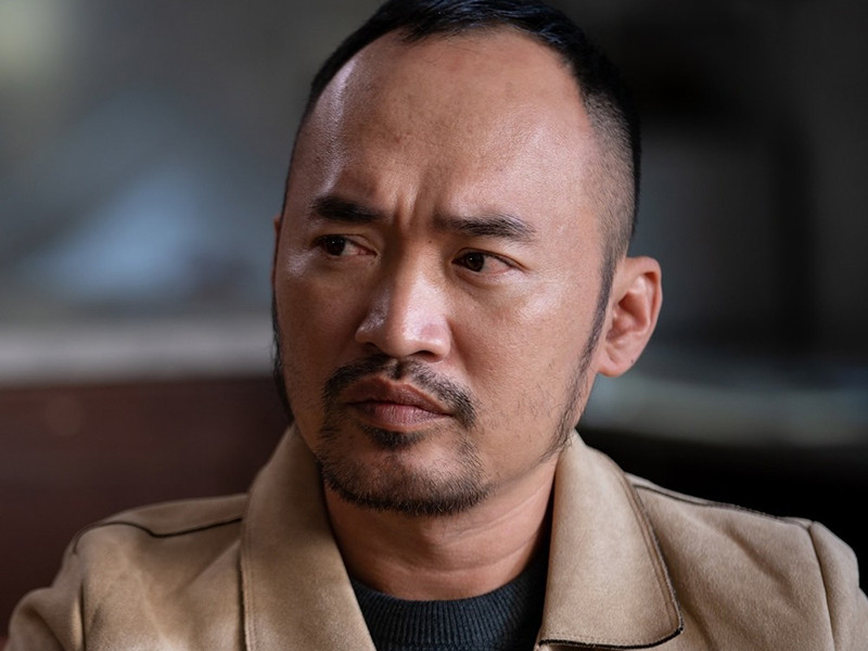 Diễn viên Tiến Luật cùng bạn bè tổ chức 1 trận bóng giao hữu nhằm gây quỹ đóng góp ủng hộ đồng bào miền Trung vào ngày 15/10.