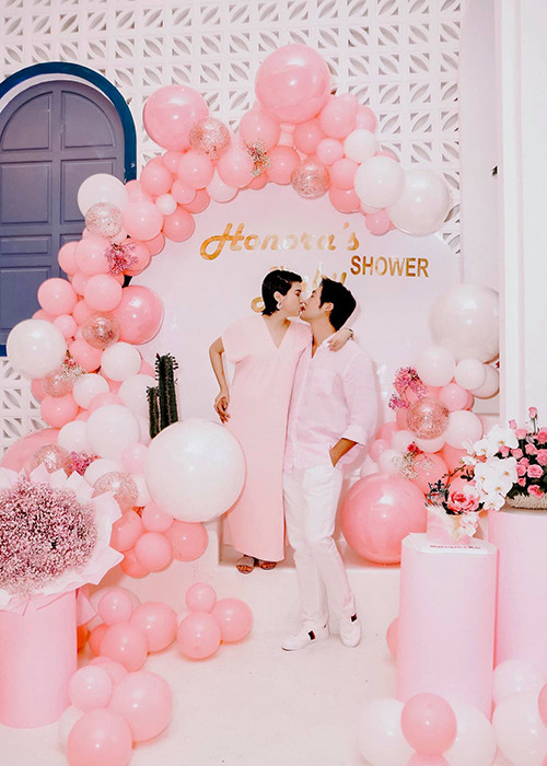 Ông xã của Pha Lê là người gốc Hàn, sinh ra và lớn lên ở Mỹ. Anh đang làm giám đốc một công ty tại Việt Nam.