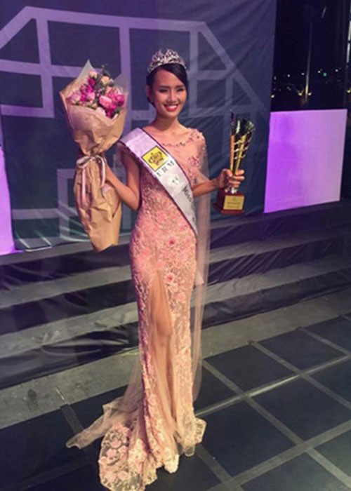 Vì thi chui, Lâm Thùy Anh không được công nhận danh hiệu Á hậu 4 cuộc thi Hoa hậu Sắc đẹp Hoàn cầu 2015 và bị phạt 22,5 triệu đồng. Ảnh: Người đưa tin