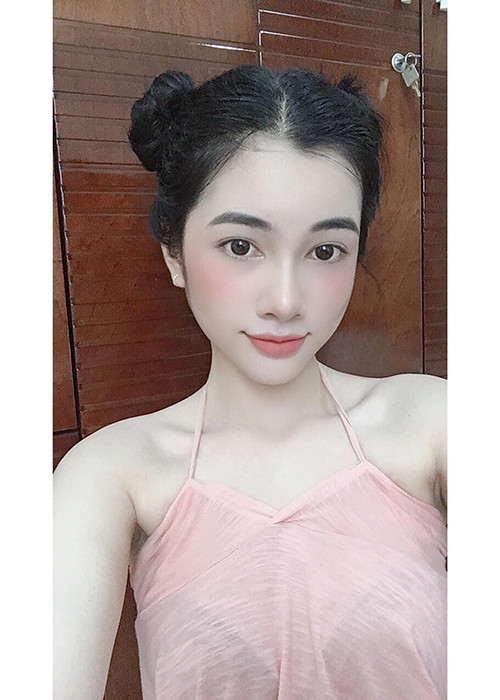 "Đan tự tin vào gương mặt, hình thể cũng như khả năng ứng biến trước mọi tình huống của mình", cô chia sẻ.