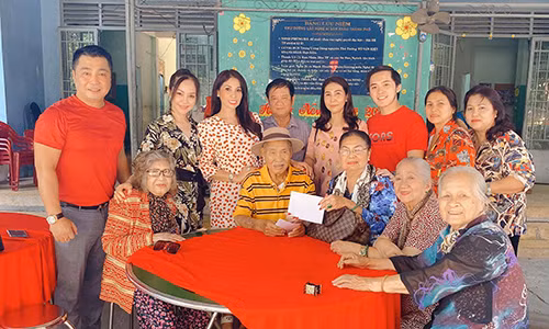 Con trai tiet lo 2 nguyen vong cuoi doi cua NSND Ly Huynh