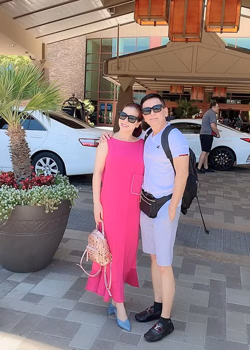 Cả hai dính như hình với bóng trong cuộc sống lẫn công việc.