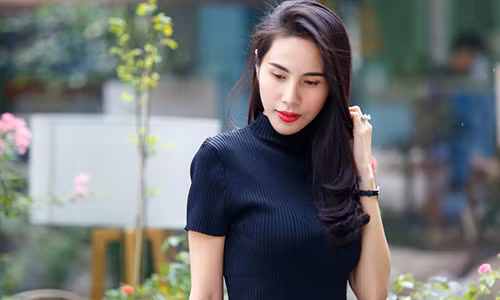 Thuy Tien quyen gop hon 5 ty, bay ra Hue giup do nguoi dan