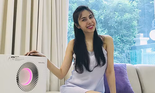 Thuy Tien dat quang cao, kiem bon tien sau dot cuu tro mien Trung