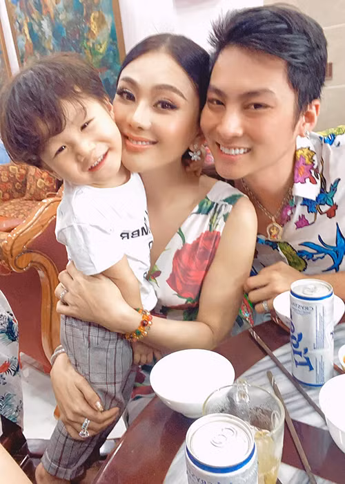 Khi có con trai, Lâm Khánh Chi cho biết, cô cảm thấy thương mẹ nhiều hơn.