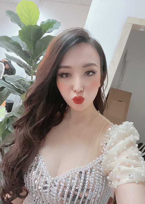 Mặc dù sụt cân nhưng làn da của Thanh Thảo lại hồng hào hơn. Trên trang cá nhân, cô thi thoảng chia sẻ hình ảnh trong thời gian bầu bí.