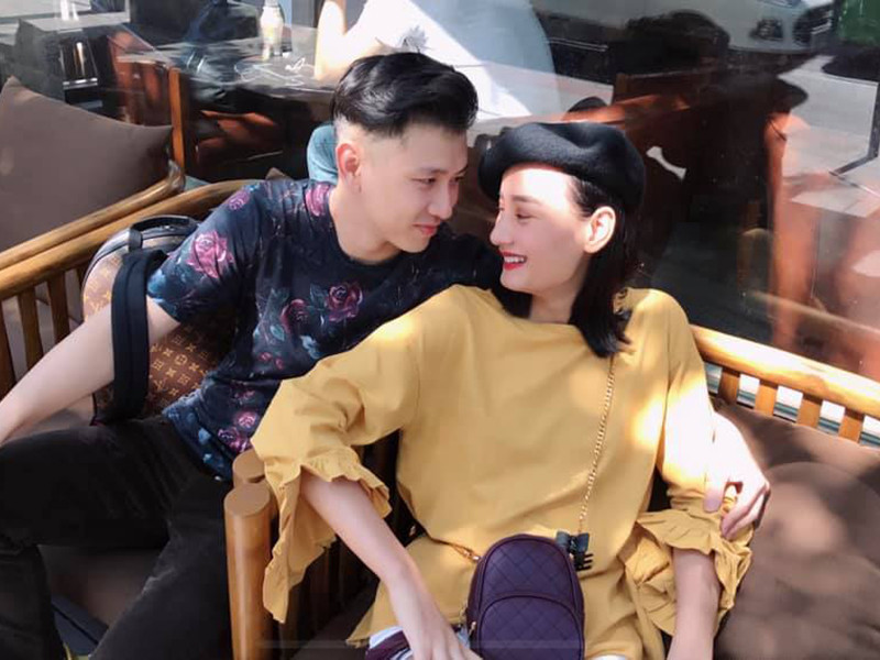 Cặp đôi từng có không ít lần "cơm không lành canh không ngọt" nhưng dần chấp nhận tính cách của đối phương để hiểu nhau hơn.