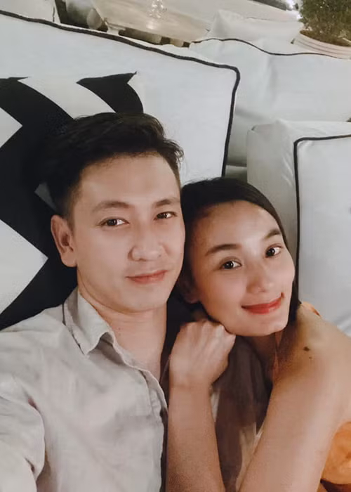 Ở nhà, Lê Thúy được chồng chăm sóc từng ly từng tý, một tháng lên được 2 kg.