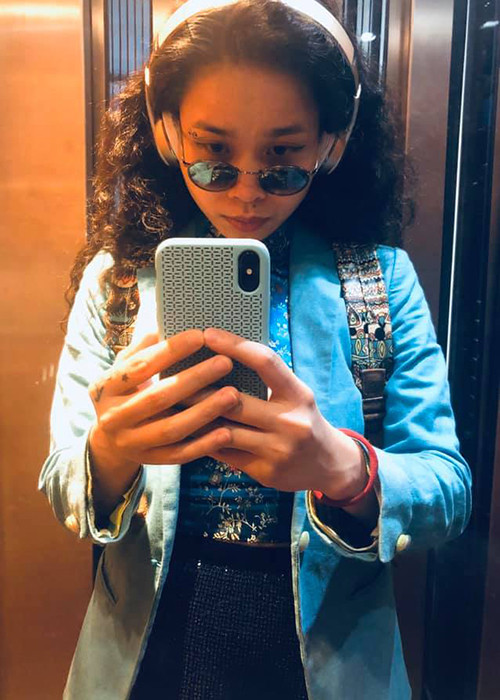 Hồi cuối tháng 9, nữ ca sĩ cho biết, cô nhập học cho năm học thứ hai.