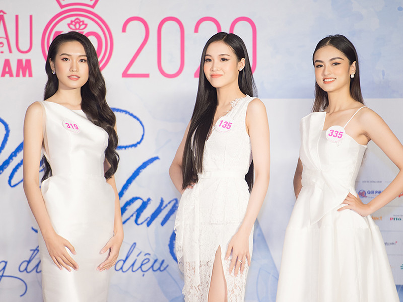 Năm nay số thí sinh là du học sinh ở hai vòng sơ khảo tăng đột biến (tổng cộng khoảng 20 trường hợp so với vài trường hợp vào các năm trước).