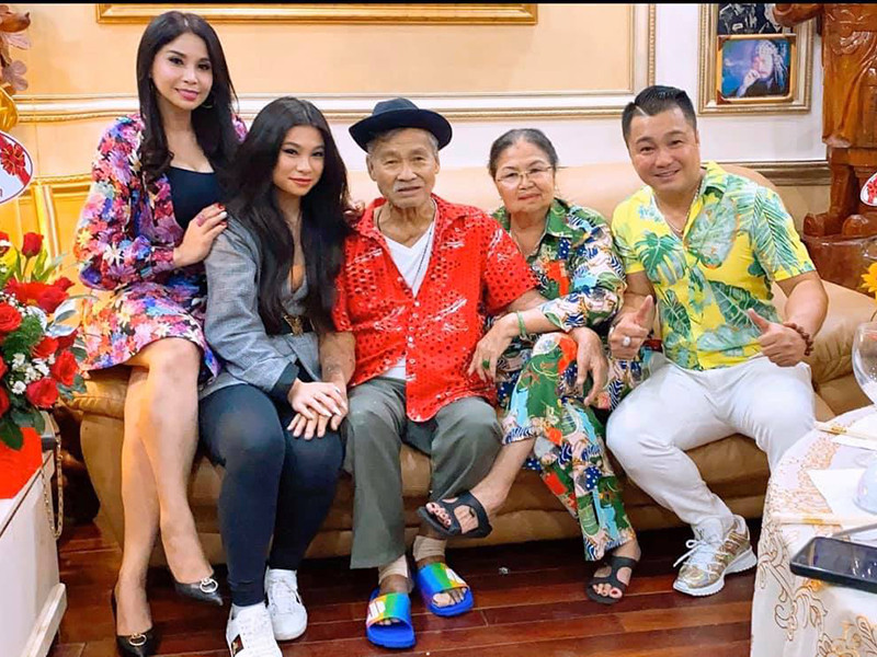 Sự ra đi của nghệ sĩ Lý Huỳnh khiến gia đình và giới nghệ sĩ vô cùng tiếc thương.