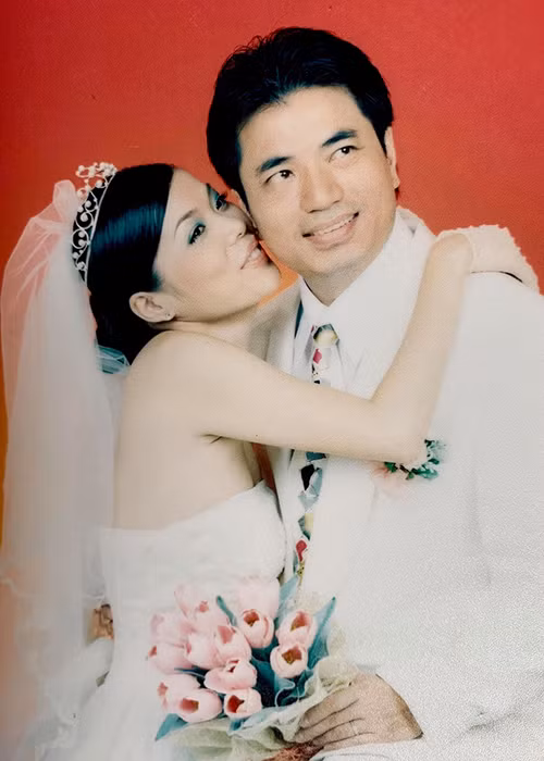 “Mỹ nhân ngư” kết hôn năm 2005 rồi sinh hai con gái cuối năm 2005 và năm 2006. Năm 2019, cô bất ngờ tiết lộ cậu con trai thứ 3 đã được 2 tuổi.