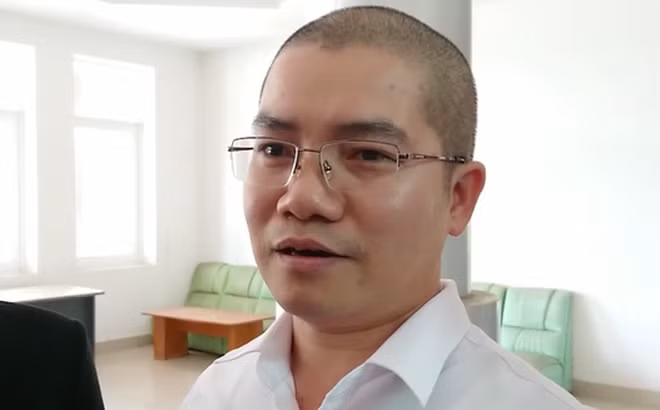 Cong an trieu tap cha, me va vo cua Chu tich Cong ty Alibaba Nguyen Thai Luyen