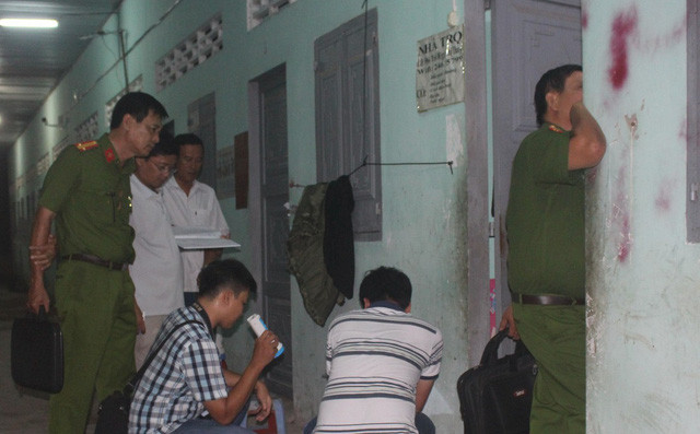 Co gai 19 tuoi dam chet ban trai vi dam cai nhau trong phong ngu