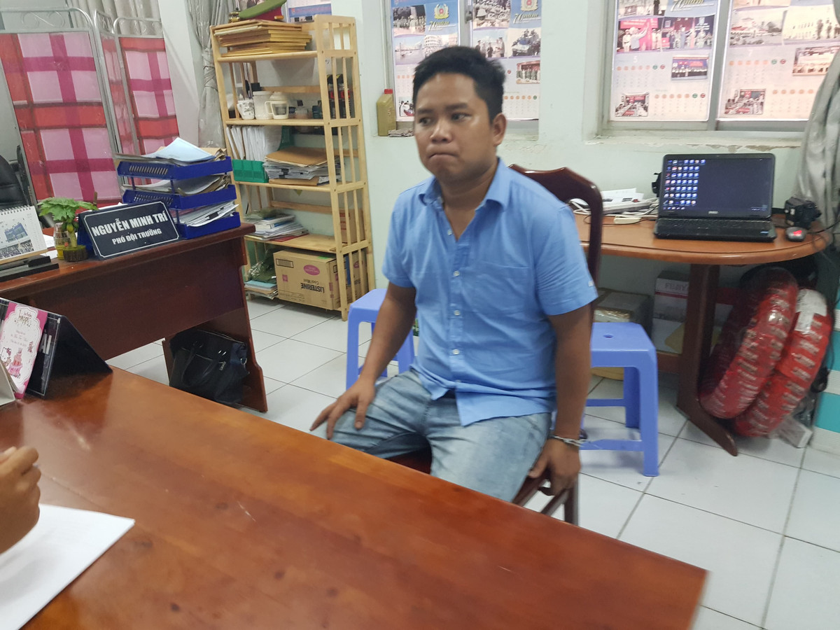 Trom thung hang container tri gia hon 1 ty dong cua anh trai ruot