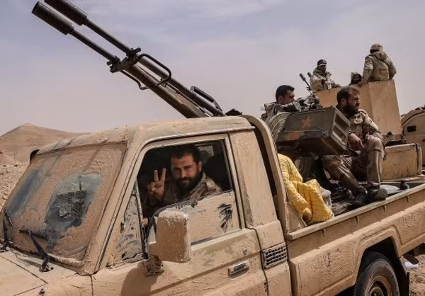 Pháo ZU-23-2 tuy có vai trò chính là chống máy bay, tuy nhiên ở chiến trường Syria nó được ứng dụng để hạ mục tiêu mặt đất như bộ binh địch, tấn công các công trình nhà cửa – nơi IS ẩn núp.