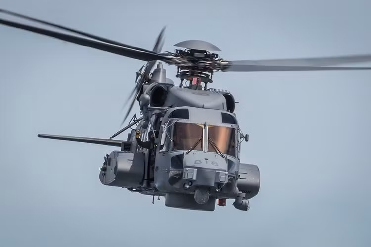  Trực thăng CH-148 là biến thể của dòng trực thăng S-92 được Mỹ phát triển dành riêng cho Canada.