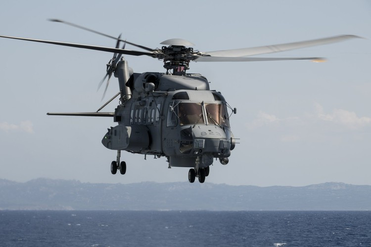 Phát ngôn viên Bộ chỉ huy Tối cao Đồng minh châu Âu (SHAPE), cơ quan điều phối mọi chiến dịch quân sự của NATO, đã xác nhận sự việc.