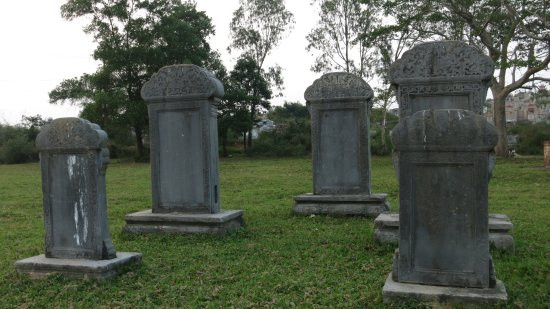 Vương triều nhà Nguyễn là triều đại có nhiều võ tướng được vua Minh Mạng chọn thờ trong Võ Miếu nhất với 4 người. Đó là 3 vị tướng thời chúa Nguyễn và 1 vị tướng thời nhà Nguyễn.