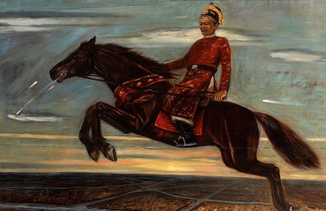 Theo sách “Minh Mạng chính yếu”, Lê Văn Duyệt là khai quốc công thần của nhà Nguyễn thời vua Gia Long. Về sau, Lê Văn Duyệt sinh thói lộng quyền, vua Minh Mạng dù tức giận nhưng không thể làm gì được. Mãi sau khi Lê Văn Duyệt qua đời, ông mới kết án tử dành cho vị hoạn quan quyền lực này. Theo vua Minh Mạng, Lê Văn Duyệt phạm 7 tội đáng phải chém đầu. Đây là một trong những bản án lạ lùng trong lịch sử.