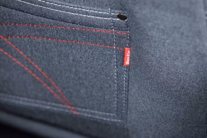Volkswagen Beetle Denim: Phiên bản xe hơi độc đáo với nội thất sử dụng chất liệu vải bò được trang bị cho cả 2 bản coupe và convertible của mẫu xe Volkswagen Beetle. Số lượng sản xuất model này khoảng vài nghìn chiếc.