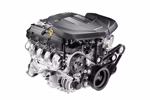 Xe được trang bị khối động cơ 6.2 lít hộp số tự động 8 cấp cho sông suất cực mạnh 640 mã lực và mô men xoắn cực đại đạt 855Nm. Vận tốc xe đạt tối đa 322km/h và khả năng tăng tốc 0-96km/h chỉ trong 3.7s.