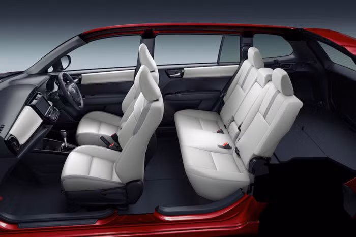 Tại thị trường Nhật Bản, Toyota Corolla Axio được trang bị 3 tùy chọn động cơ xăng. Đầu tiên là động cơ 4 xy-lanh 1,3 lít với công suất tối đa 95 mã lực và mô-men xoắn cực đại 121 Nm. Thứ hai là động cơ 4 xy-lanh 1,5 lít, tạo ra 2 mức sức mạnh 109 mã lực/138 Nm ở bản dẫn động 1 cầu và 103 mã lực/132 Nm ở bản dẫn động 2 cầu. Cả hai động cơ này đi kèm hộp số CVT.