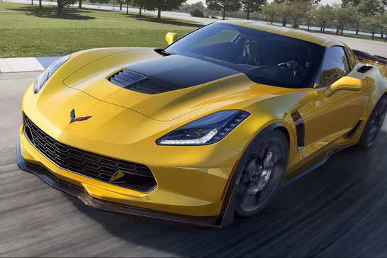 Mặc dù được xếp vào hàng siêu xe nhưng mức giá của mẫu xe này khá mềm nên được rất nhiều người ưa chuộng.