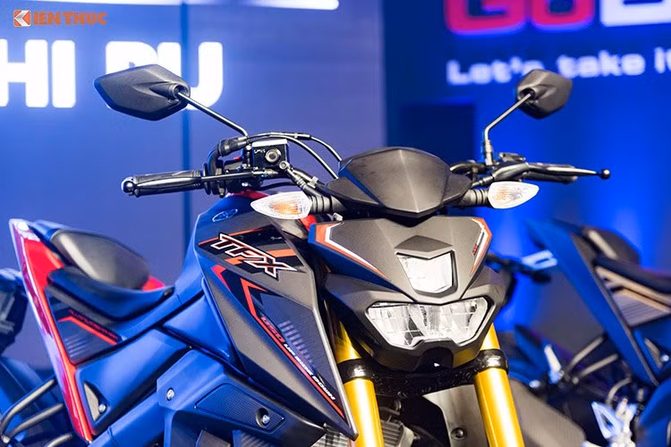 Yamaha TFX150 được phân phối tại thị trường Việt Nam được nhập khẩu từ Indonesia. Điểm nhấn trong thiết kế của TFX150 chính là phần đầu xe với cụm đèn pha và mặt nạ hầm hố, gợi hình ảnh liên tưởng tới gương mặt của robot trong phim hành động.