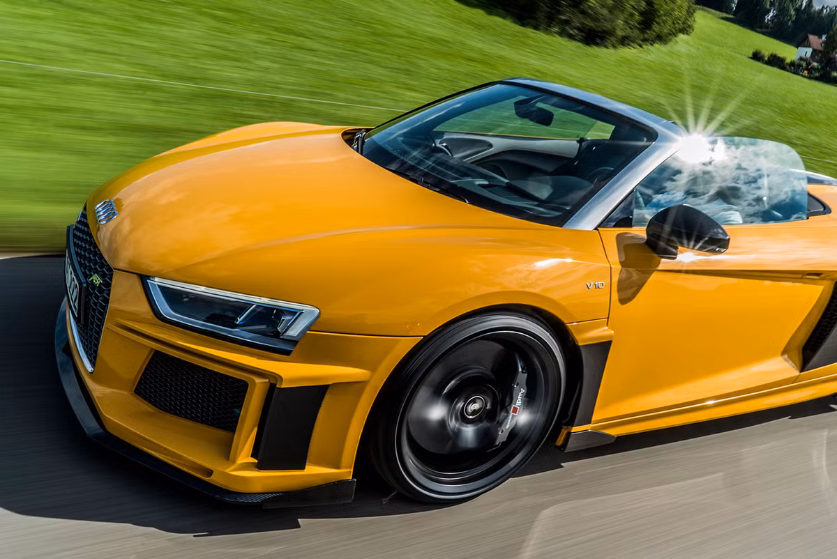 ABT cũng đã đã tối ưu hóa việc kiểm soát động cơ bằng một bộ điều chỉnh ECU của hãng để nâng động cơ 5.2 lít V10 của Audi R8 Spyder nguyên bản có công suất 540 mã lực tăng thêm 70 mã lực, nâng tổng sức mạnh cho chiếc R8 Spyder lên 610 mã lực. Đây cũng chính là công suất của chiếc R8 V10 Plus.