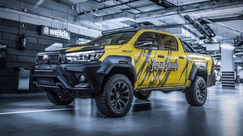 Vốn được biết tới bởi các bản độ nội thất xe, hãng độ Ba Lan Carlex Design khiến dân chơi xe độ phải choáng khi lần đầu tiên độ toàn diện cho dòng bán tải Toyota Hilux với thành những chiếc Pickup Design cực ngầu.