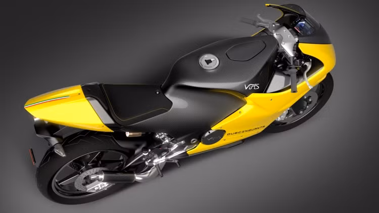 Mẫu xe này sẽ có giá bán với phiên bản tiêu chuẩn 40.000 Euro, tương đương hơn 1 tỷ đồng và bản đua chuyên nghiệp Competizione là 50.000 Euro, tương đương 1 tỷ 350 triệu đồng.