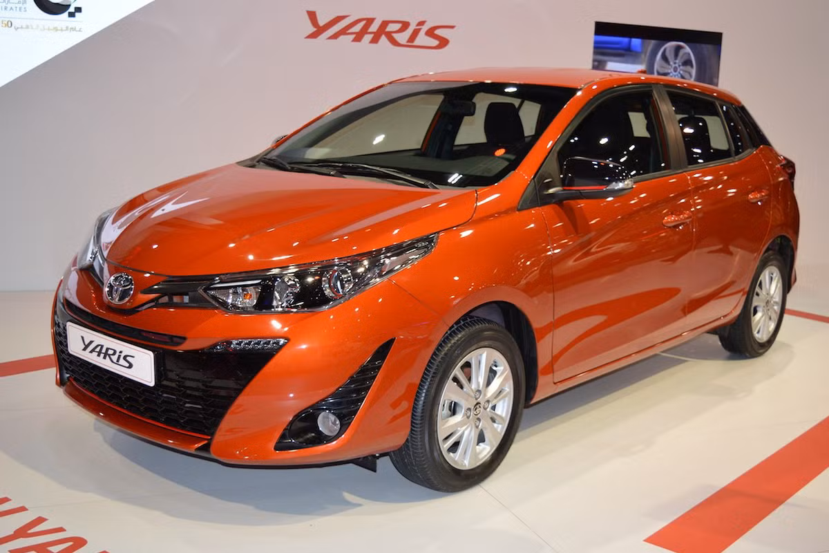 Các tính năng an toàn bao gồm chống bó phanh ABS với EBD, túi khí kép trước, ghế ngồi với điểm neo đậu dành cho trẻ em ISOFIX cùng hệ thống điều khiển ổn định xe (VSC). Hiện mẫu xe giá rẻ này vẫn chưa được công bố mức giá chính thức tại thị trường UAE.