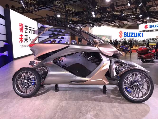 MWC-4 được ca ngợi sẽ mang đến cảm giác không giống bất kỳ một sản phẩm nào trước đây, vì được ứng dụng công nghệ "điều khiển bằng điệu bộ".