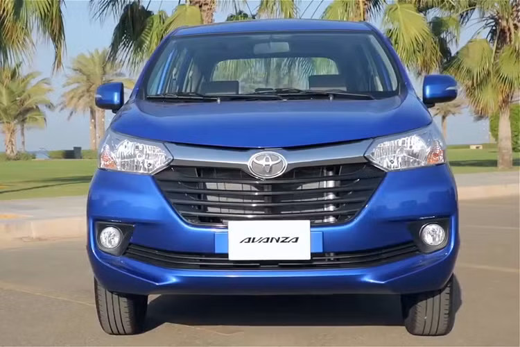 Theo nhiều nguồn tin PV Kiến Thức nhận được, người em của mẫu xe 7 chỗ bán chạy nhất Việt Nam Toyota Innova là Avaza nhiều khả năng cũng sẽ là tân binh tại VMS 2017 lần này. Toyota Avanza mới là mẫu minivan nhỏ hơn một chút so với Innova và sẽ là một lựa chọn mới cho khách hàng Việt. Xe có hai lựa chọn động cơ là 1.3 lít và 1.5 lít.