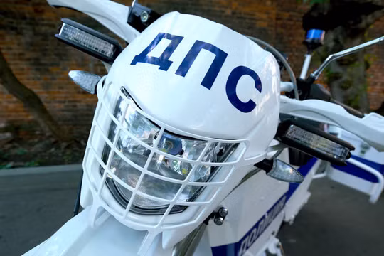 Là một mẫu xe môtô cho lực lượng vũ trang, chính vì vậy các thông số kỹ thuật của chiếc xe hiện vẫn được giữ kín. Tuy nhiên, Kalashnikov cũng tiết lộ chiếc xe điện này có thể di chuyển được quãng đường 150km với 1 lần sạc và công suất tối đa 15 kW.